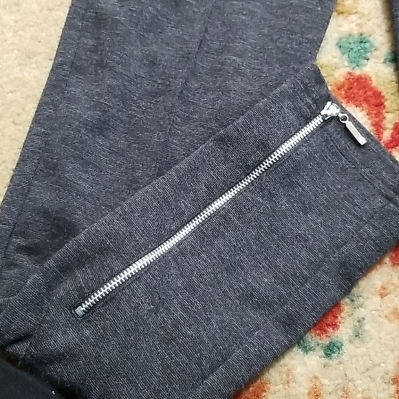 Zip Leggings - Picture 3 of 5